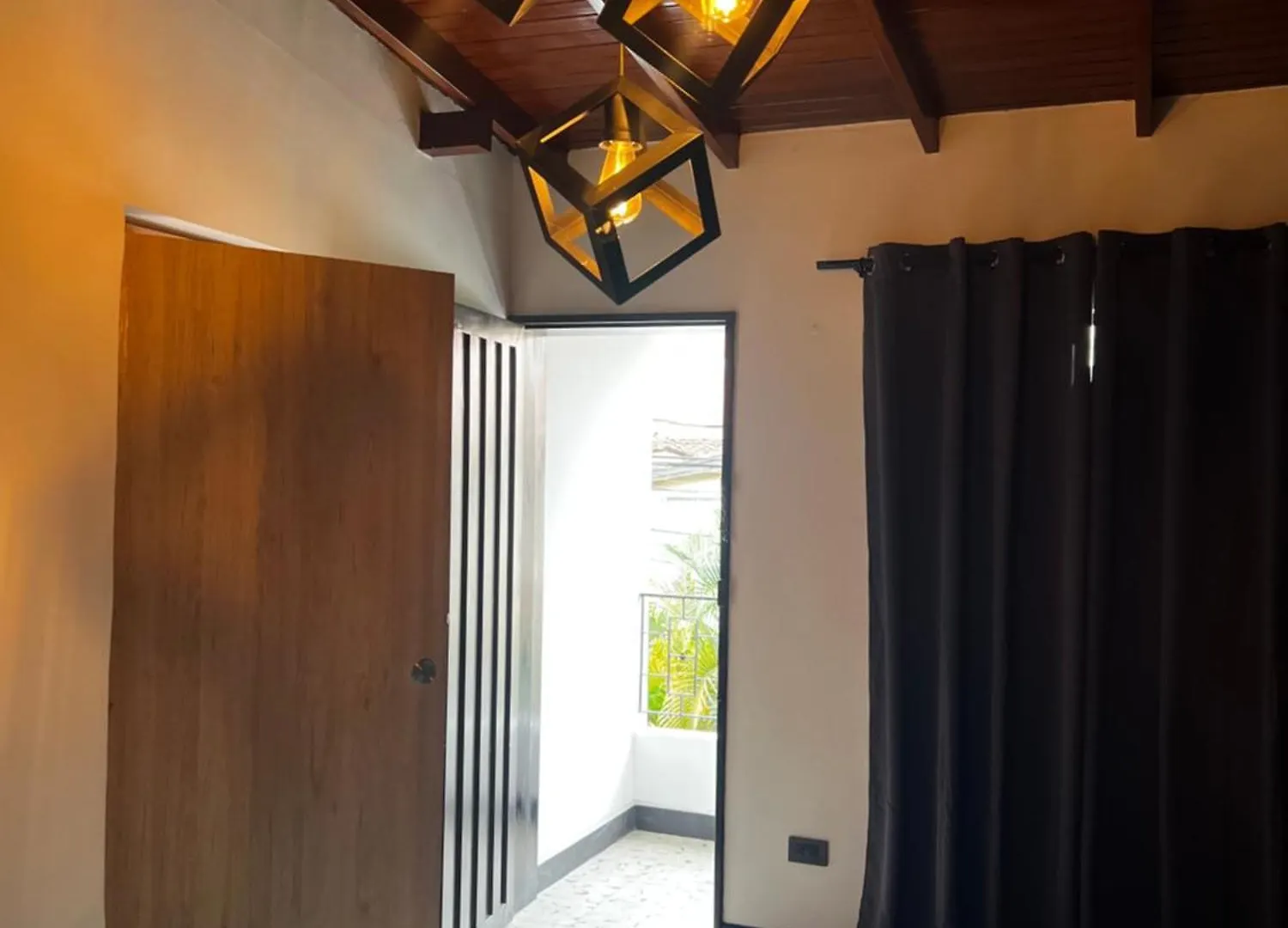 H91 House Hotel Medellin 0*,  Colombia
