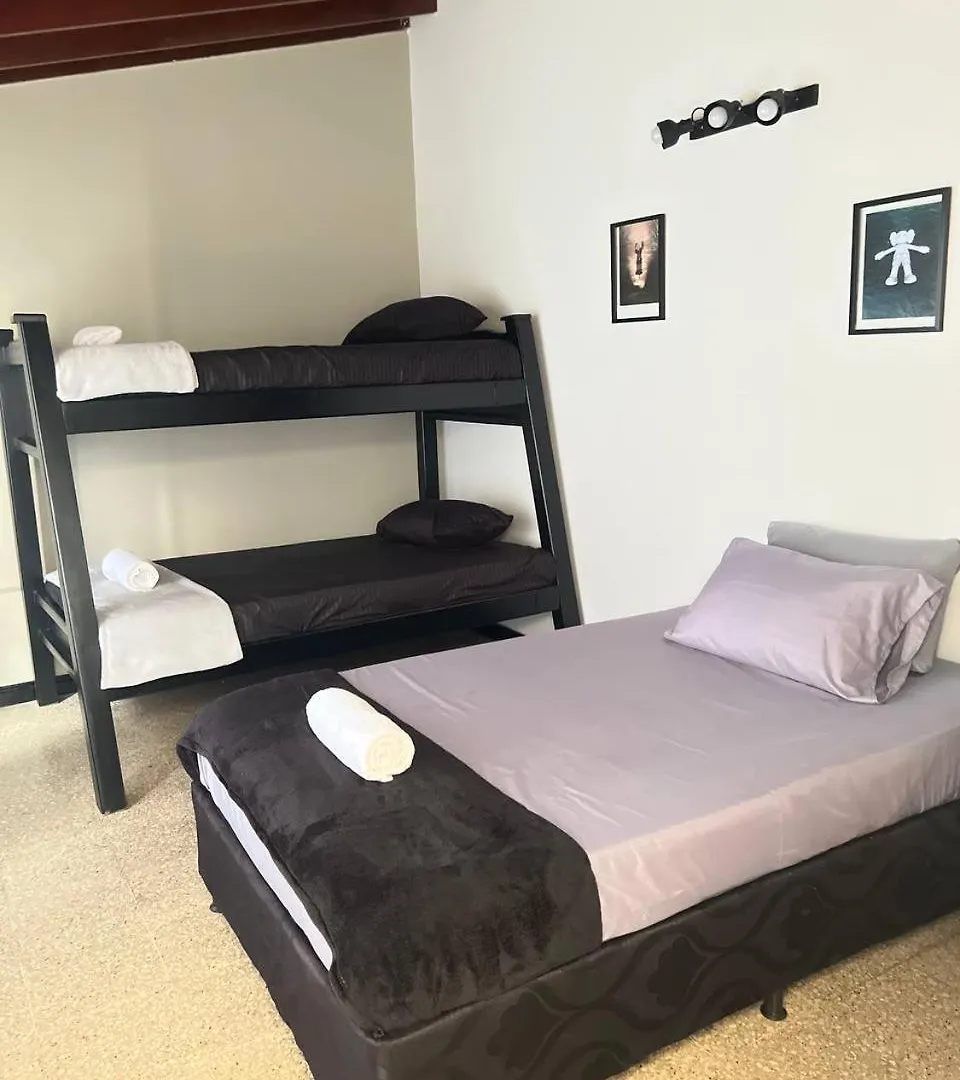 H91 House Hotel Medellin 0*,  Colombia